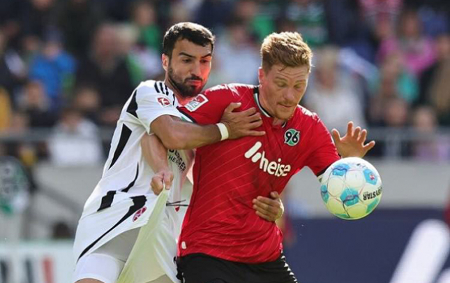 mahir-emreli-hamini-qabaqladi