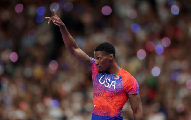 ucqat-dunya-cempionu-hebs-olundu