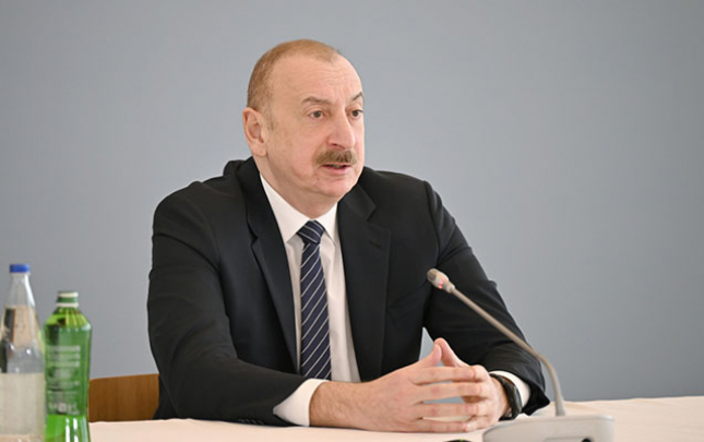 prezidentin-dunenki-forumdan-cixislari-dunya-gundeminde
