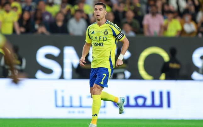 ronaldo-yeni-muqavile-imzalayacaq