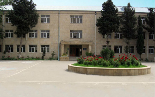 bakida-sagird-ozunu-mektebin-binasindan-atdi