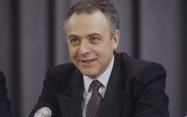 rusiya-kecmis-xin-rehberini-xarici-agent-siyahisina-daxil-etdi