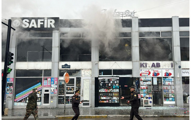 sumqayitda-ticaret-merkezinde-yangin