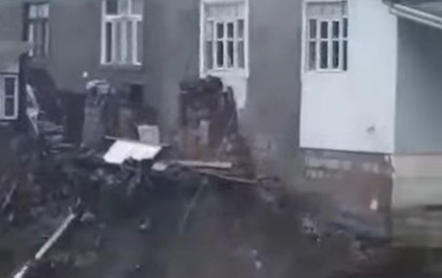 qubada-sel-sakinleri-evsiz-qoyub