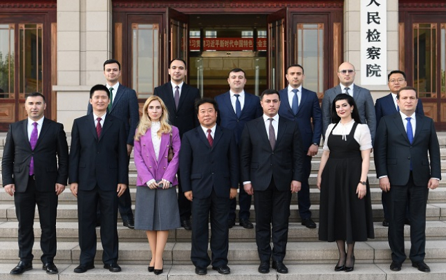 prokurorluq-emekdaslari-cinde-telimde-olub