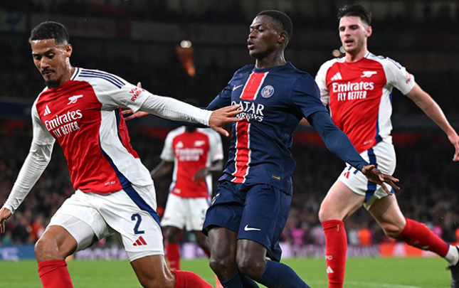 arsenal-psj-ye-qarsi