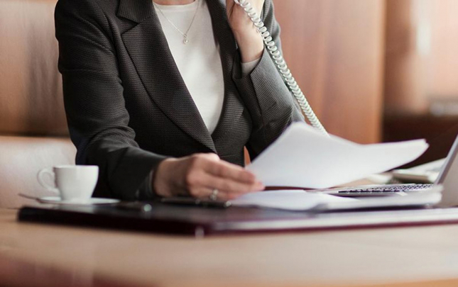 valideynlerden-pul-alan-bagca-mudiri-isden-cixarildi