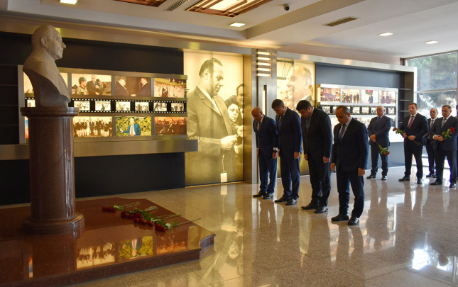 yasamal-ictimaiyyeti-konstitusiyanin-30-illiyini-qeyd-edir