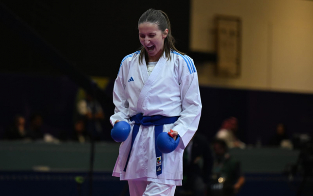 karatecimizden-islamiadada-qizil-medal