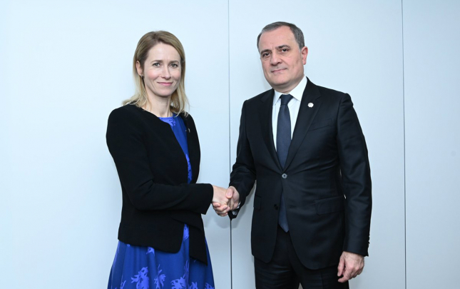 ceyhun-bayramov-kaya-kallasla-gorusdu