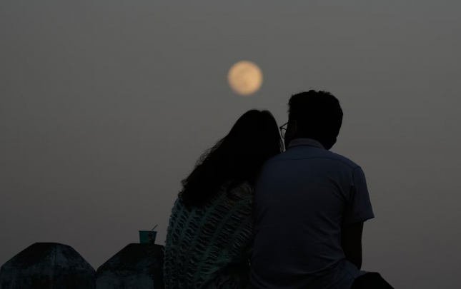 sevgili-ay-gelmis-idi