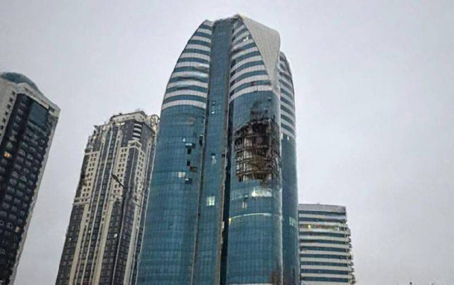 qroznida-biznes-merkezinde-partlayis