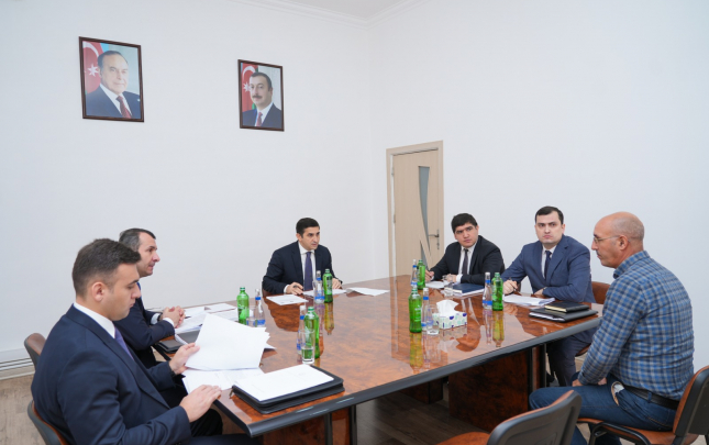 ferid-ehmedov-berdede-vetendaslari-qebul-edib