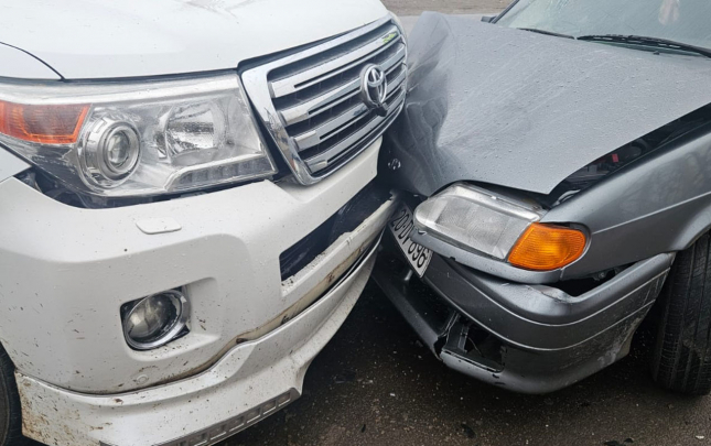 goranboyda-masinlar-toqqusdu