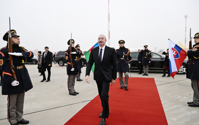 prezidentin-slovakiya-seferi-basa-catdi