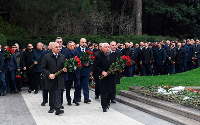 azerenerjide-anim-gunu-ile-bagli-tedbirler-kecirilib