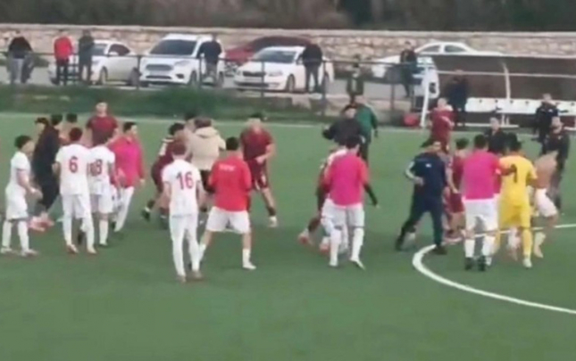 qalib-gelen-komandaya-hucum-etdiler