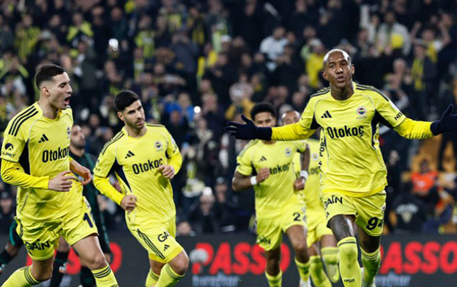 fenerbaxcadan-dogma-meydanda-darmadagin