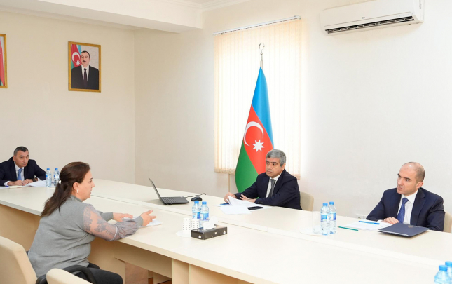 nazir-kurdemirde-vetendaslari-qebul-etdi