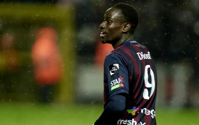 qarabag-seneqalli-hucumcu-ucun-teklif-gonderdi