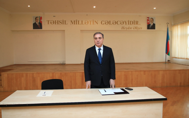 niyazi-bayramov-seyyar-qebul-kecirdi