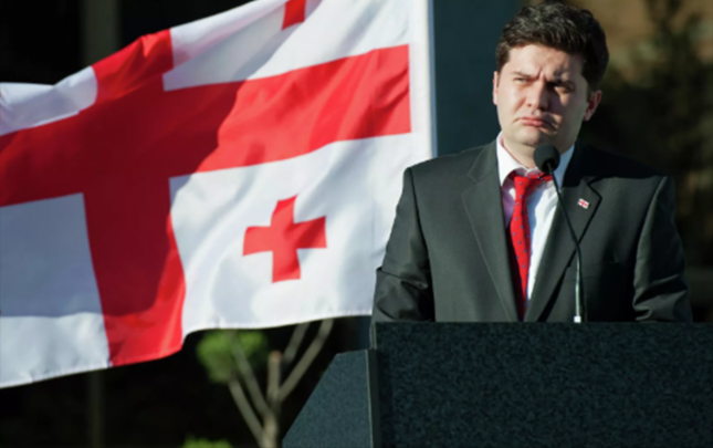 gurcustanin-kecmis-mudafie-naziri-saxlanildi