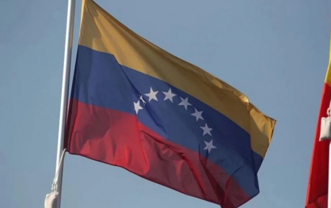 venesuelani-kim-idare-edecek