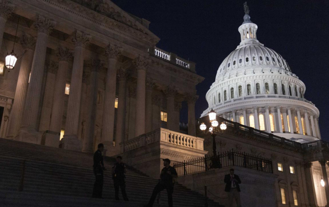 venesuela-emeliyyati-ile-bagli-konqres-melumatlandirilmayib