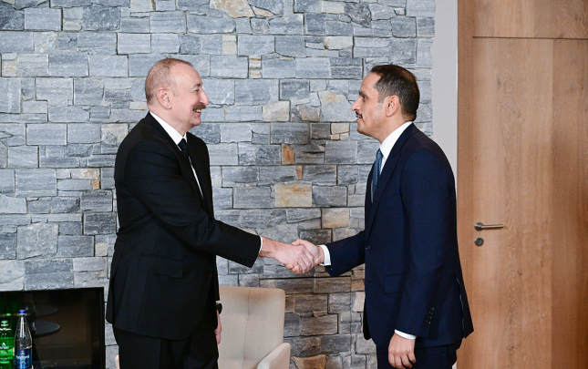 prezident-qeterin-bas-naziri-ve-xarici-isler-naziri-ile-gorusdu