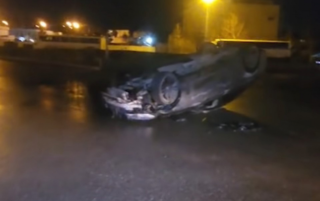 buzlu-yolda-surusen-masin-asdi