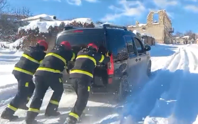 susa-xankendi-ve-xocavendde-komeksiz-qalan-sexsler-bele-xilas-edildi