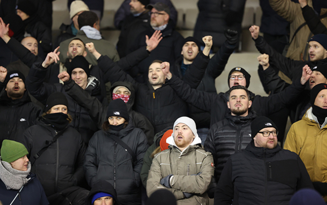 alman-fanatlarin-cilginligi-da-ayntraxti-meglubiyyetden-qurtarmadi