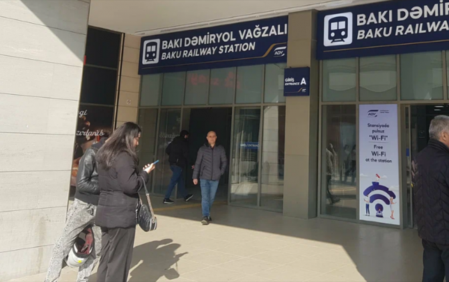 demiryol-vagzalinin-girisinde-yixilib-oldu