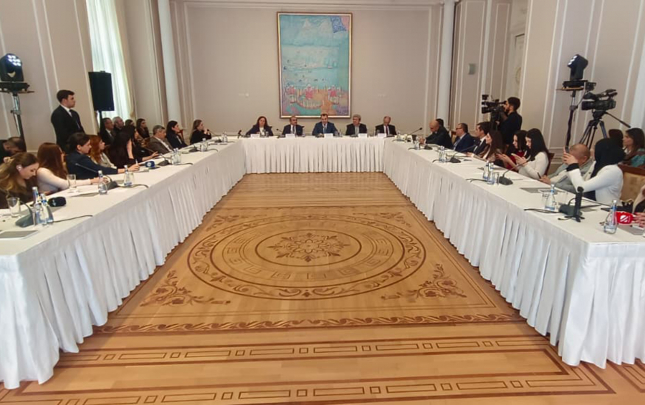 azerbaycan-medeniyyeti-2040-sessiyasi-kecirilir