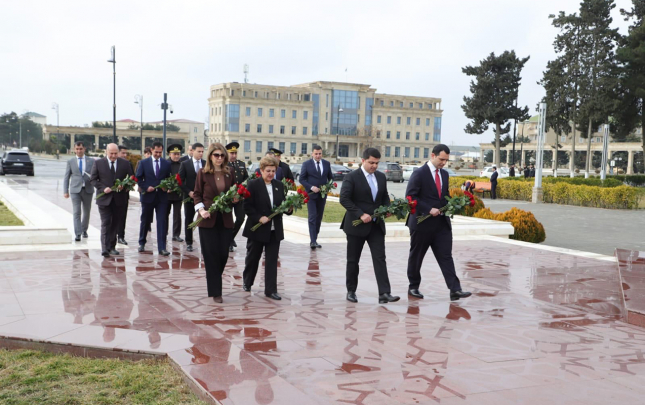 neftcalada-hesabat-yigincagi-kecirilib