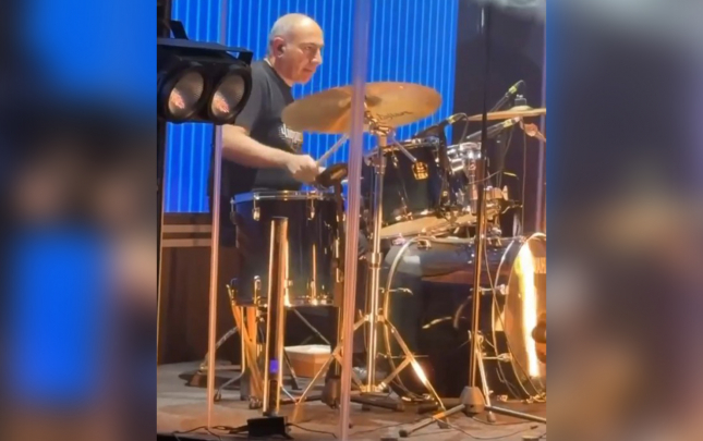 pasinyan-irevanda-konsert-teskil-etdi