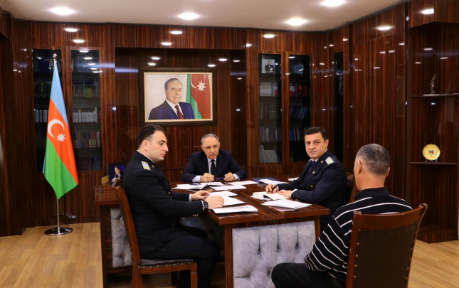 bas-prokuror-bu-rayonlardan-olan-vetendaslari-qebul-etdi