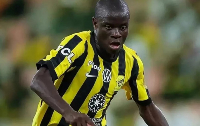 fenerbaxca-kanteni-transfer-etdi