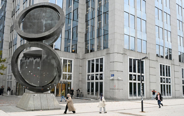 ukrayna-rusiyanin-dondurulmus-aktivlerinden-14-milyard-alacaq