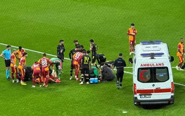 futbolcular-toqqusdu-her-ikisi-husunu-itirdi