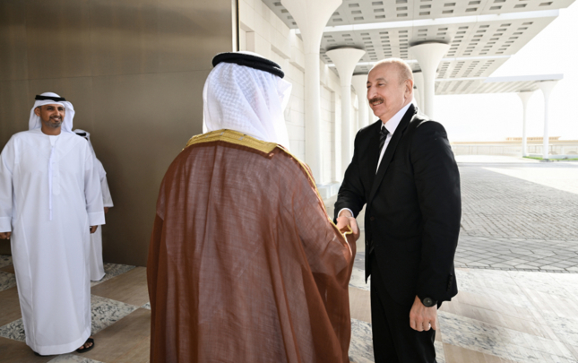 prezidentin-ebu-dabiye-seferi-dunya-metbuatinin-diqqet-merkezindedir