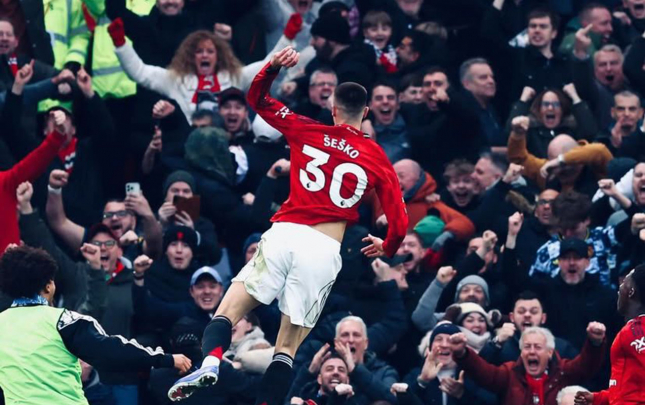 qirmizi-seytanlar-dirilir