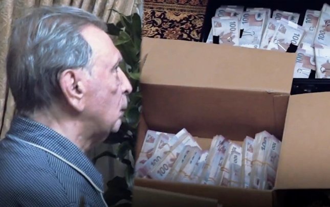 ramiz-mehdiyevin-evinden-17-milyon-pul-cixib