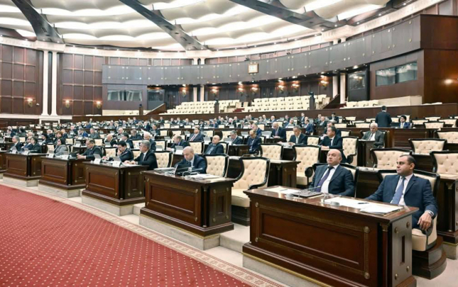 parlamentde-belediyyelerle-bagli-meruze-qebul-edildi