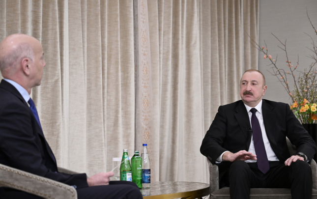 orada-erazi-iddiasi-olan-paraqraf-var-deyisilmelidir