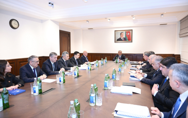 samir-nuriyev-iclas-kecirdi