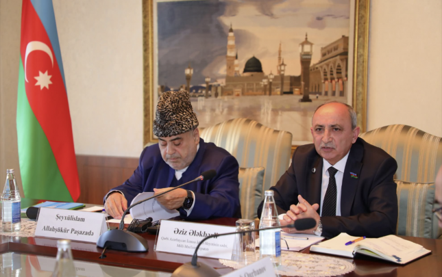 qmi-de-qerbi-azerbaycan-icmasinin-rehber-heyeti-ile-gorus-kecirildi