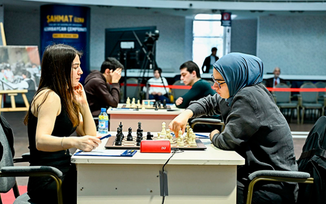 sahmat-uzre-azerbaycan-cempionatinda-gerginlik