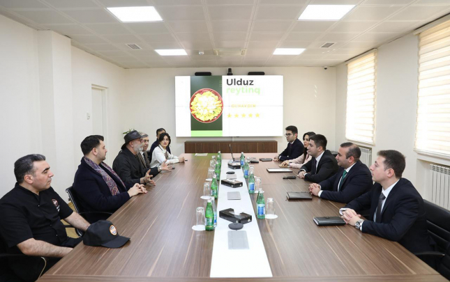 gunaydin-restoranina-5-ulduz-sertifikati-verildi