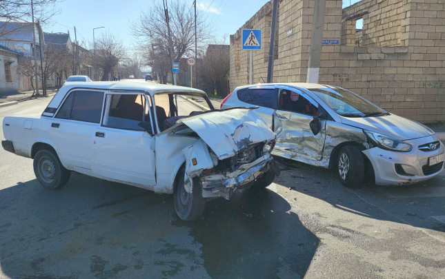 gencede-avtomobiller-toqqusdu